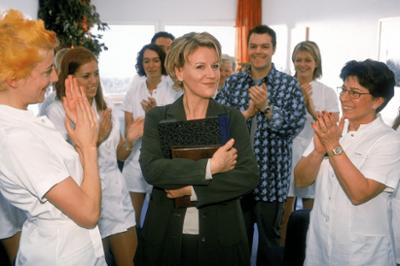 Nikola: Staffel 5, Folge 7: Karrieresprung