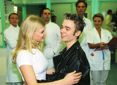 Nikola: Staffel 3, Folge 8: Die Kontaktanzeige