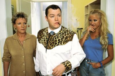 Nikola: Staffel 2, Folge 3: Der Traumtyp