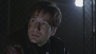 Akte X - Die unheimlichen Fälle des FBI: Staffel 1 Folge 10 Gefallener Engel