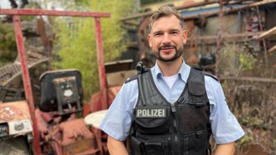Auf Streife: Un-True Detektiv Auf Streife: Un-True Detektiv