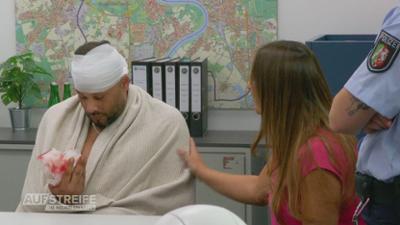 Auf Streife - Die neuen Einsätze: Allein zuhause - Einbruch befeuert Familienfehde