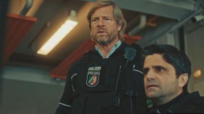 Der letzte Bulle: Staffel 6 Folge 3 Mord im Puppenpuff