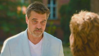 Die Spreewaldklinik: Staffel 2 Folge 74 Wespennest Die Spreewaldklinik: Staffel 2 Folge 74 Wespennest