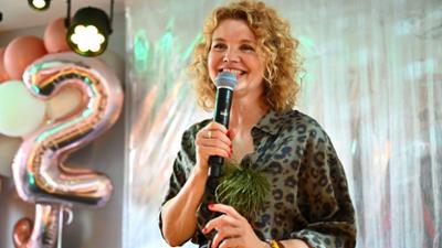 Frier und Fünfzig - Am Ende meiner Tage: Staffel 1 Folge 4 Der 50. Geburtstag