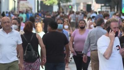 Frühstücksfernsehen: Europa-Vergleich: Darum planen andere Länder weniger Einschränkungen - oder keine Frühstücksfernsehen: Europa-Vergleich: Darum planen andere Länder weniger Einschränkungen - oder keine