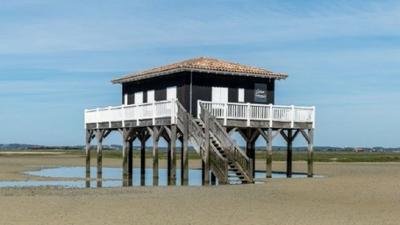 Frühstücksfernsehen: Niederlande: Dürre lässt Häuser absacken Frühstücksfernsehen: Niederlande: Dürre lässt Häuser absacken