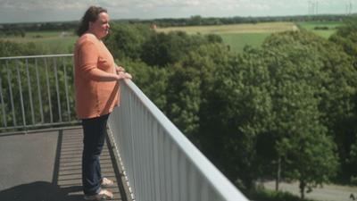Julia Leischik sucht: Bitte melde dich: Große Sehnsucht: Katharina sucht ihre leibliche Mutter Julia Leischik sucht: Bitte melde dich: Große Sehnsucht: Katharina sucht ihre leibliche Mutter