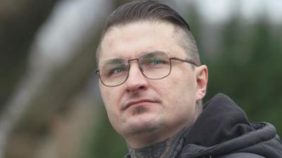 Julia Leischik sucht: Bitte melde dich: Zwangsadoption? Rocco sucht seine leibliche Mutter