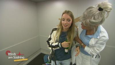 Klinik am Südring: Staffel 3 Folge 8 Der Trichter und sein Henker Klinik am Südring: Staffel 3 Folge 8 Der Trichter und sein Henker