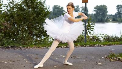 Knallerfrauen - Sketchcomedy mit Martina Hill: Staffel 3 Folge 1 Verrückt aber glücklich