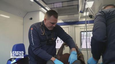 Lebensretter hautnah - Wenn jede Sekunde zählt: Einsatzgebiet Celle: Brustschmerzen mit Verdacht auf Herzinfarkt Lebensretter hautnah - Wenn jede Sekunde zählt: Einsatzgebiet Celle: Brustschmerzen mit Verdacht auf Herzinfarkt