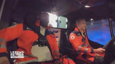 Lebensretter hautnah - Wenn jede Sekunde zählt: Einsatzgebiet Stuttgart: Bewusstlosigkeit eines Gehörlosen