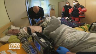 Lebensretter hautnah - Wenn jede Sekunde zählt: Einsatzgebiet Dresden: Patient mit Herzbeschwerden Lebensretter hautnah - Wenn jede Sekunde zählt: Einsatzgebiet Dresden: Patient mit Herzbeschwerden