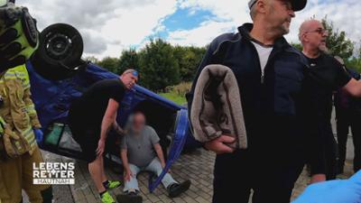 Lebensretter hautnah - Wenn jede Sekunde zählt: Einsatzgebiet Dresden: Schlimmer Auffahrunfall auf der Autobahn