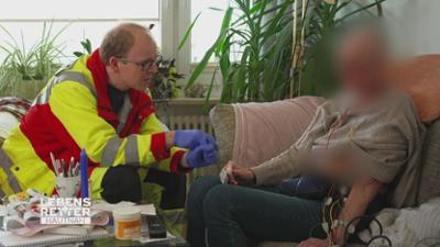 Lebensretter hautnah - Wenn jede Sekunde zählt: Einsatzgebiet Germering: Schwäche bei einer krebskranken Frau Lebensretter hautnah - Wenn jede Sekunde zählt: Einsatzgebiet Germering: Schwäche bei einer krebskranken Frau