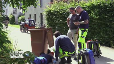 Lebensretter hautnah - Wenn jede Sekunde zählt: Einsatzgebiet München: Herz-Kreislauf-Kollaps