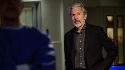 Navy CIS: Staffel 22 Folge 15 Frösche im Teich Navy CIS: Staffel 22 Folge 15 Frösche im Teich