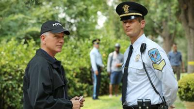 Navy CIS: Staffel 12 Folge 2 Anruf aus dem Weißen Haus Navy CIS: Staffel 12 Folge 2 Anruf aus dem Weißen Haus