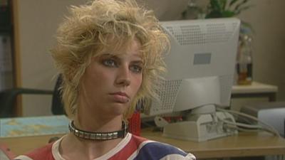 Niedrig und Kuhnt: Staffel 3 Folge 12 Die Leiche im Teppich