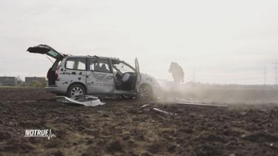 NOTRUF: Staffel 4 Folge 93 Lebendig skalpiert