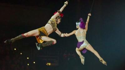 Sat.1 Reportage: Glanz, Glamour, große Stars - über 80 Jahre Holiday On Ice