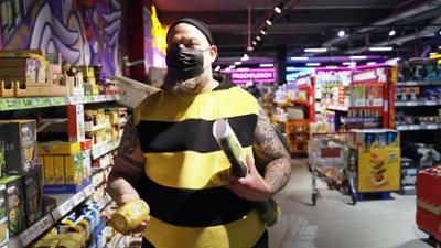SPIEGEL TV - Reportage: Penny Reeperbahn - Menschen mit Geschichte(n) SPIEGEL TV - Reportage: Penny Reeperbahn - Menschen mit Geschichte(n)