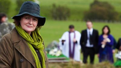 Vera - Ein ganz spezieller Fall: Staffel 1 Folge 3 Heiliger Boden