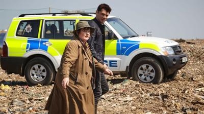 Vera - Ein ganz spezieller Fall: Staffel 9 Folge 1 Sie wusste zu viel Vera - Ein ganz spezieller Fall: Staffel 9 Folge 1 Sie wusste zu viel