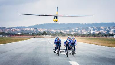 Best of Red Bull: Fliegen nur mit Muskelkraft