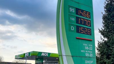 Servus am Abend: Tank-Tourismus boomt