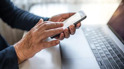 Servus am Abend: Betrüger im Amtsgewand
