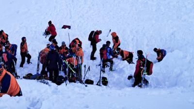 Servus am Abend: Tödliche Lawinenunglücke
