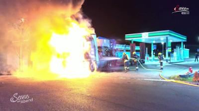Servus am Abend: LKW-Fahrer stoppt Unglück