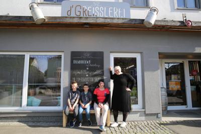 Servus Kinder: In der Greisslerei