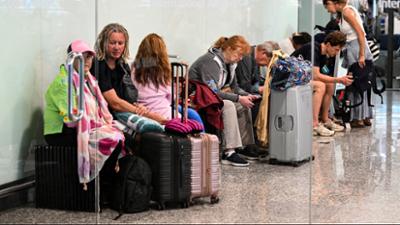 Servus Nachrichten: Urlauber sitzen fest