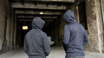 Servus Nachrichten: Brutale Jugendbande in Wien