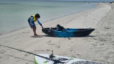 Servus Nachrichten: Bub rettet Familie im Meer