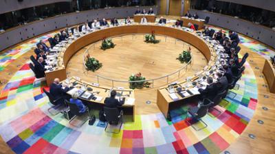 Servus Nachrichten: Russisches Geld für Ukraine