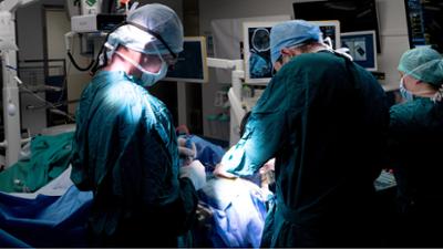 Servus Nachrichten: Falsches Knie operiert