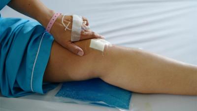 Servus Nachrichten: OP am falschen Knie