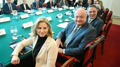 Servus Nachrichten: Kritik an Regierungsbilanz