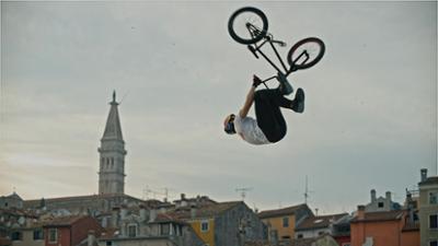 Servus Radsport: Red Bull BMX Maze