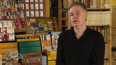 Servus um 2: Zigarettenpackerl-Sammler