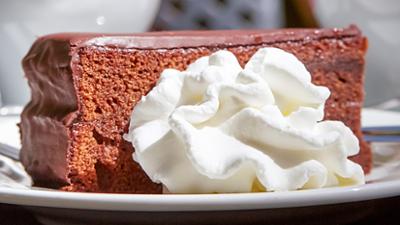 Servus um 2: Bunte Torten aus Wien