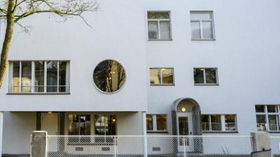 Servus um 2: Architekturgut Villa Beer