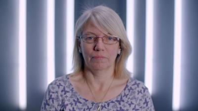 10 Years Younger: Das Beauty Makeover: Staffel 1 Folge 6 Klara & Debbie