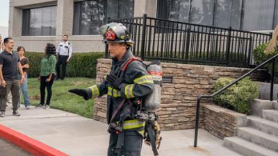 9-1-1 Notruf L.A.: Staffel 6 Folge 6 Solange es ein Morgen gibt?