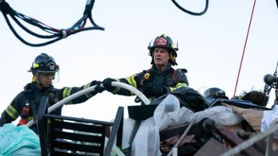 9-1-1 Notruf L.A.: Staffel 6 Folge 16 Verlorenes und Gefundenes