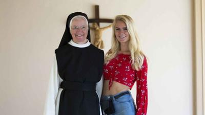 Ab ins Kloster! - Rosenkranz statt Randale: Handy- und Alkoholverbot im Kloster: Harte Bedingungen für die Teenager